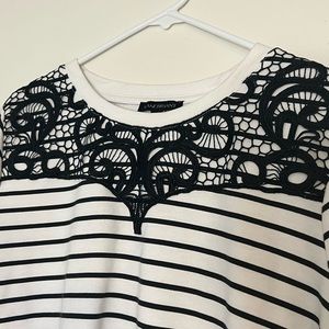 Black and White Stripped long Sleeve sweater